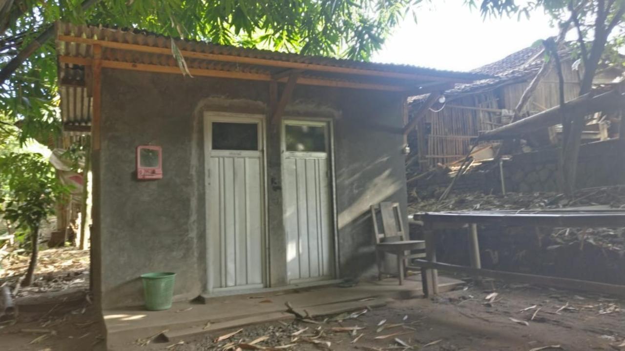 Kebon Pring Floating Resort&Market Bantul Eksteriør billede