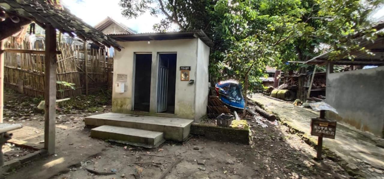 Kebon Pring Floating Resort&Market Bantul Eksteriør billede
